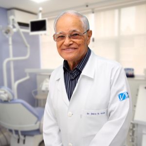 Dr. Décio Diniz Viola